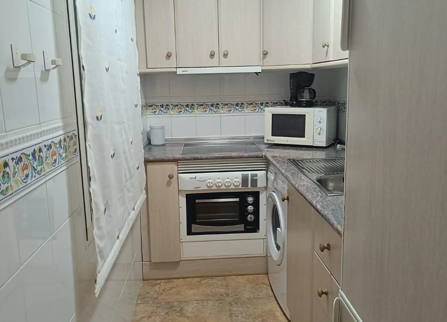 Bahia De Vera Apartamento Mamen 0*,